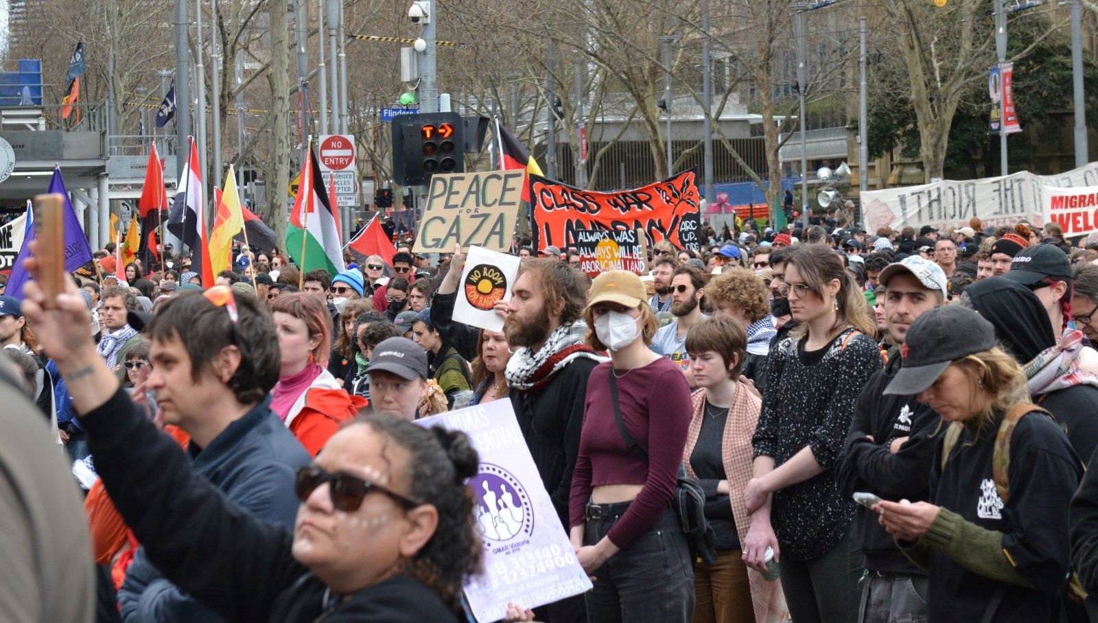 avustralyada on binler bir kez daha gazze icin yurudu TdleIy3J