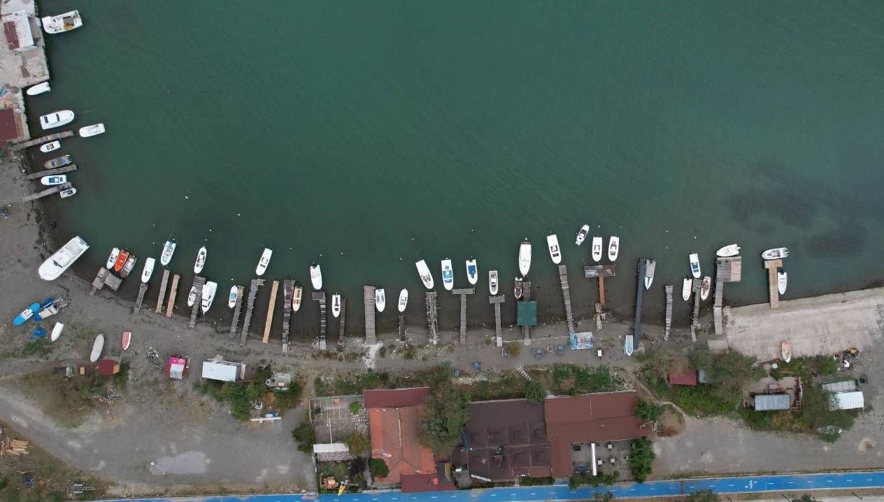olumsuz hava kosullari nedeniyle balikcilar denize acilamadi QAbEndl6