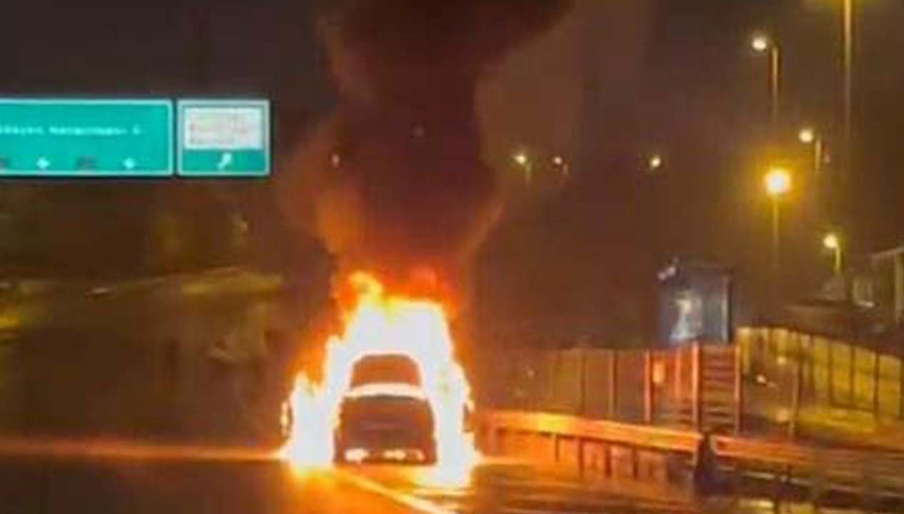 15 temmuz sehitler koprusunde kule dondu BS2bSGqm