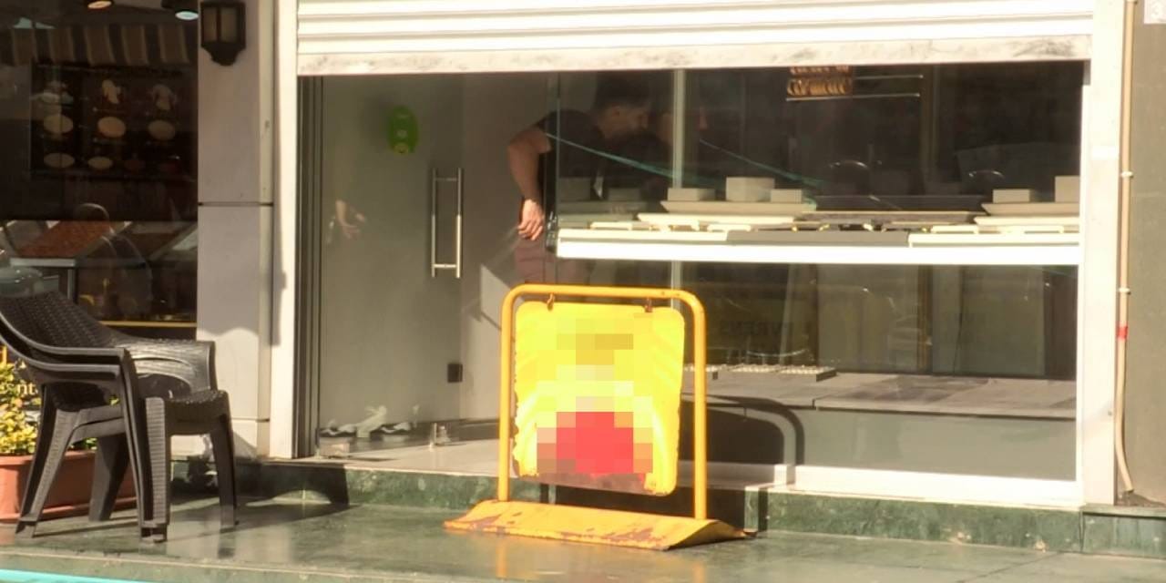 kuyumcu dukkaninin kameralarini boyayip kilolarca altin caldilar OzDYWUfa.jpg