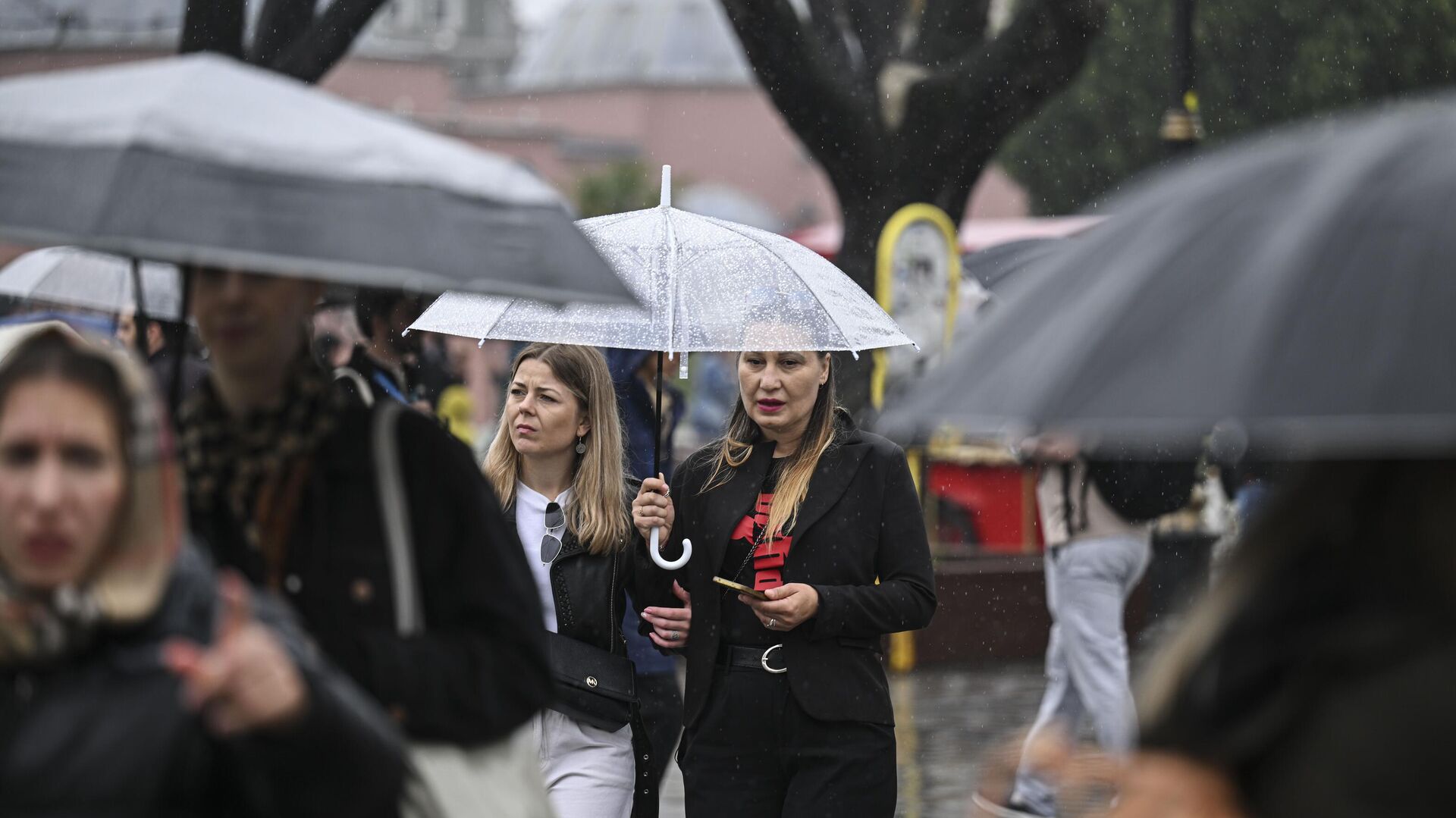 meteorolojiden saganak yagis uyarisi var bugun hava nasil olacak GiLunC4T.jpg