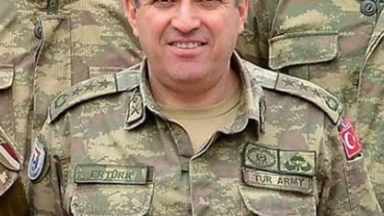 Istanbulun kaderini degistiren o gece sehit albay sait erturkun kahramanlik destani Cag9OwYH